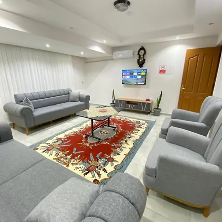 Apartment Aras