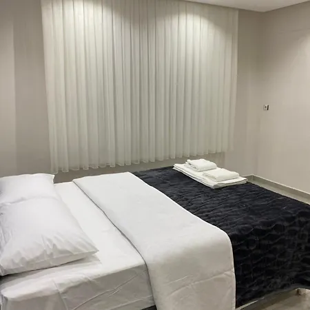 Apartment Aras