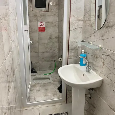 Aras Apartment *
